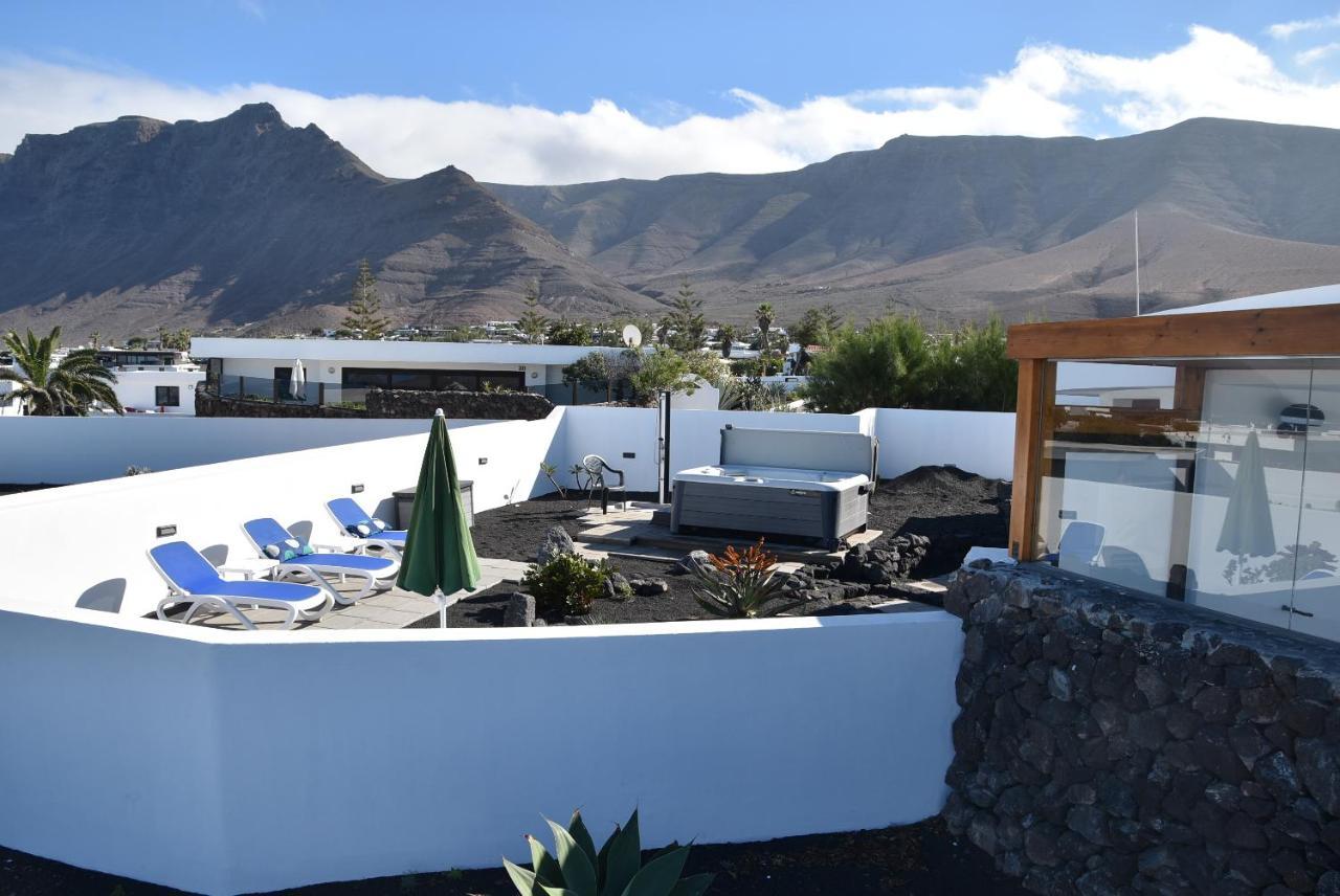 La Belle Vie Villa Famara Exterior foto