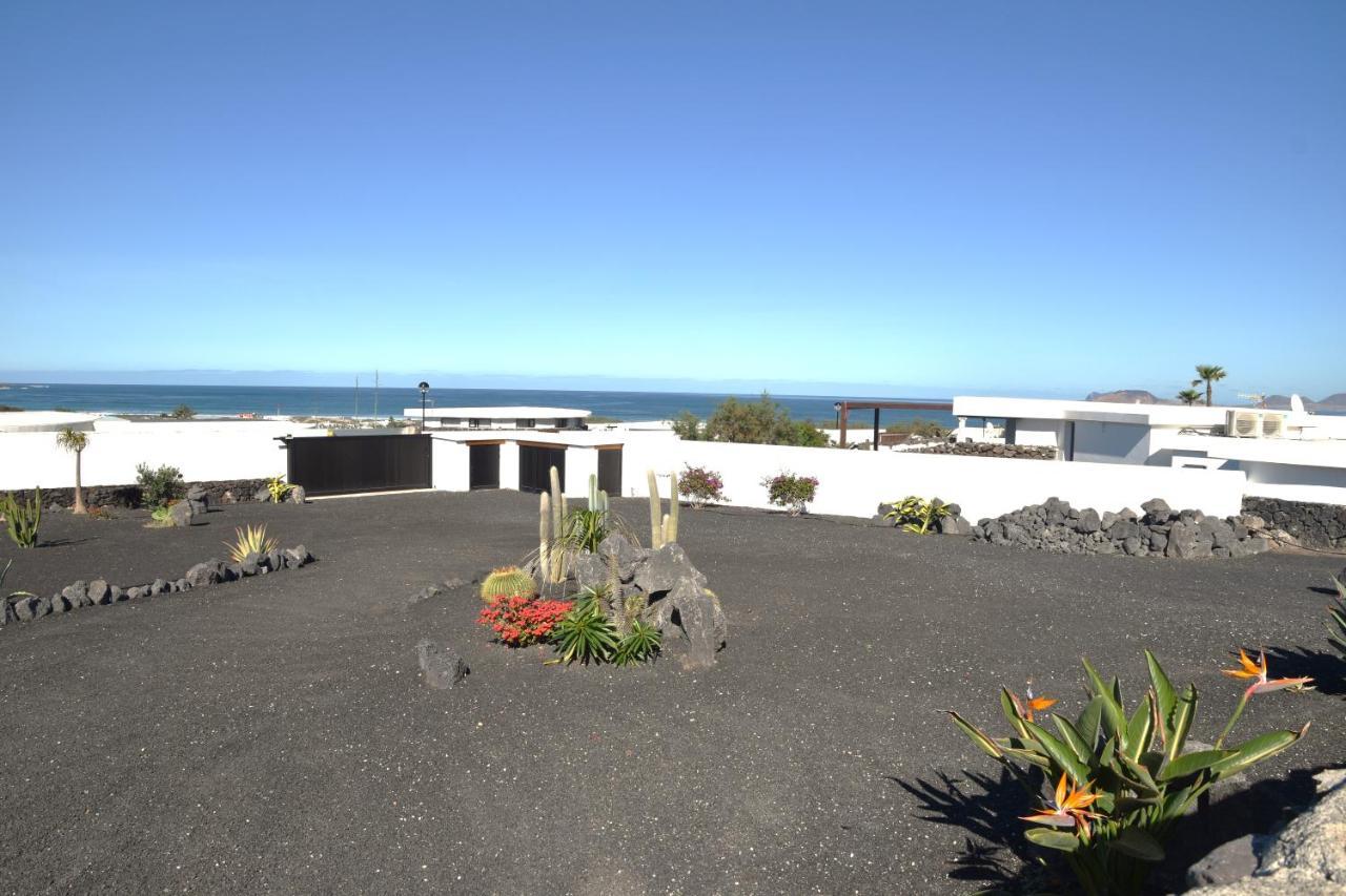 La Belle Vie Villa Famara Exterior foto
