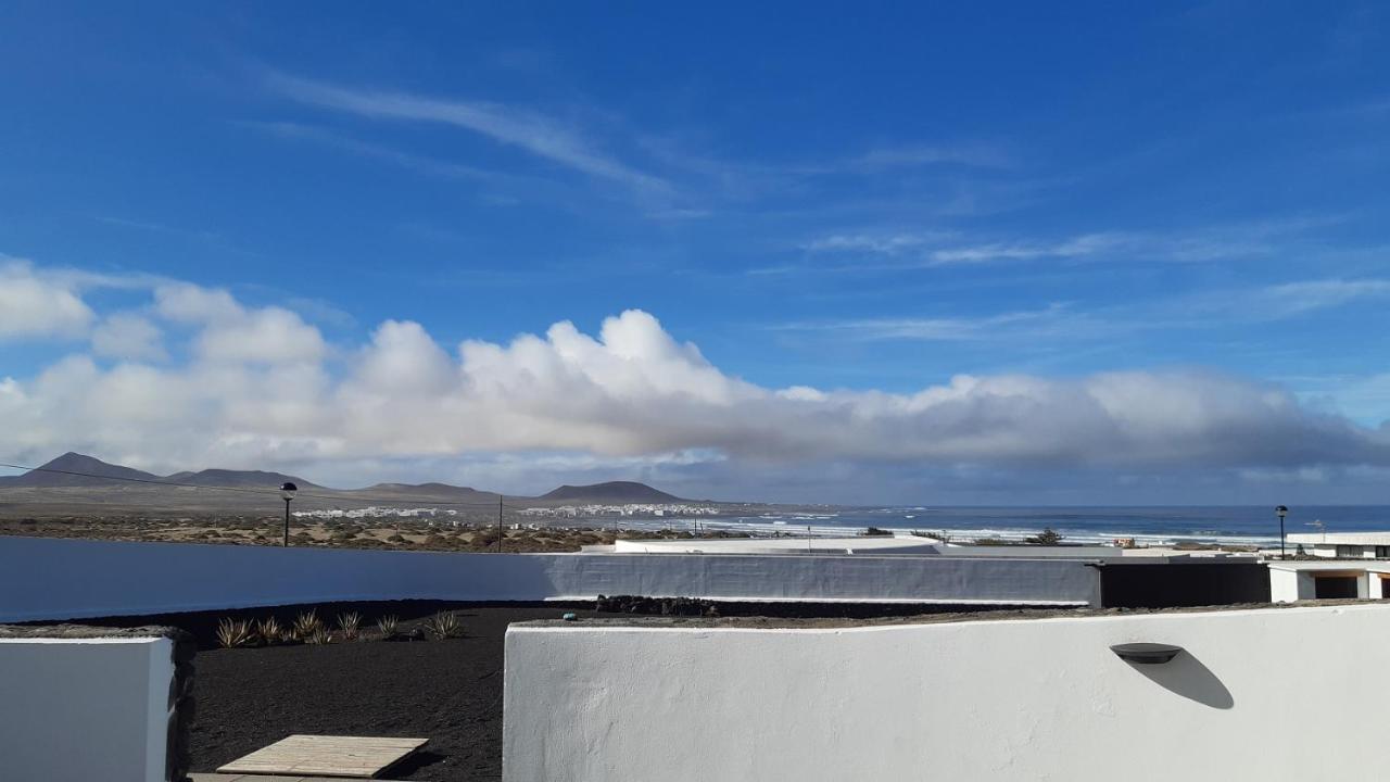 La Belle Vie Villa Famara Exterior foto
