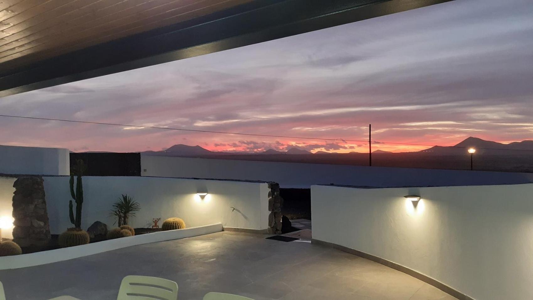 La Belle Vie Villa Famara Exterior foto